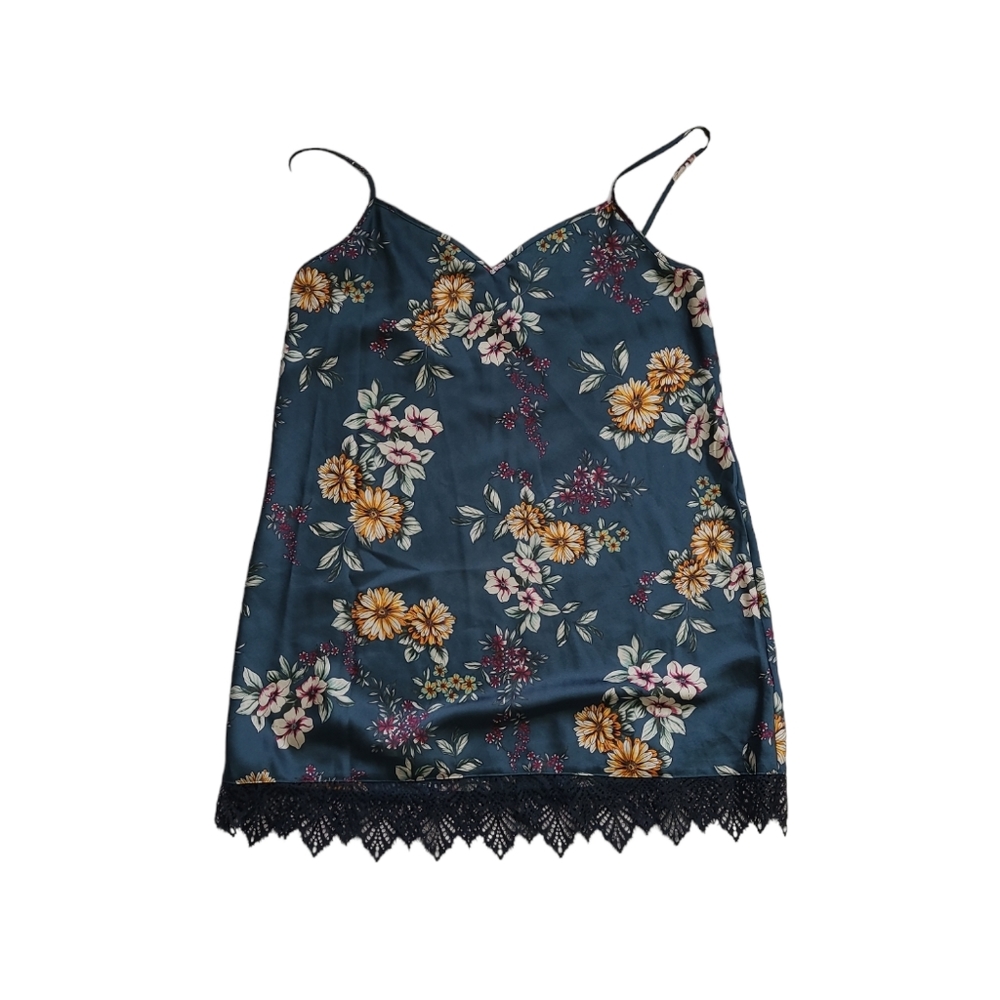 EUC like new International Concepts Women’s floral silky lingerie, M